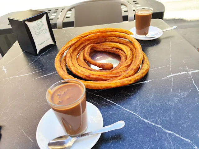 Cafeteria churreria La Familia