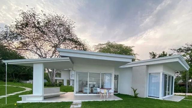 Adeluna Luxury Villas