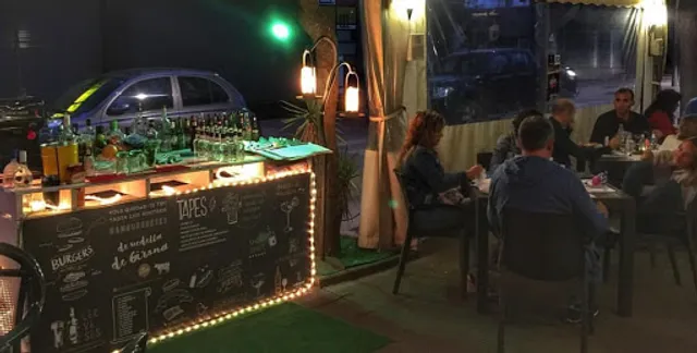 Hamburgueseria - Cafeteria l'Estació