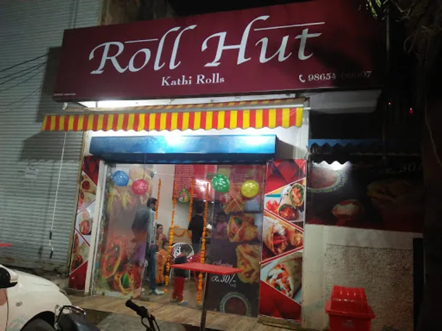 Roll Hut