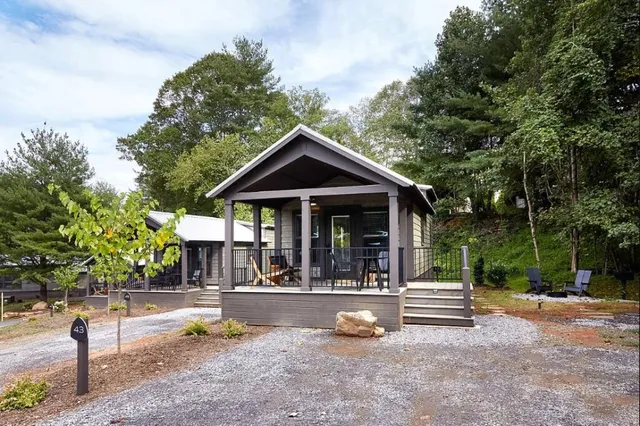 Asheville River Cabins
