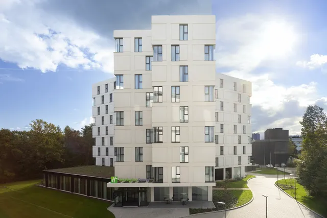 Holiday Inn Express Brussels - Airport by IHG