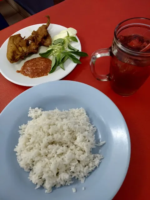 SEAFOOD CAK WENDY SARI LAUT