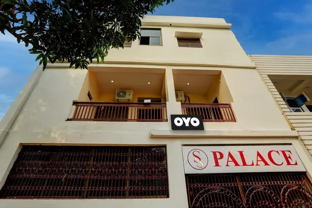 OYO Flagship SS Palace