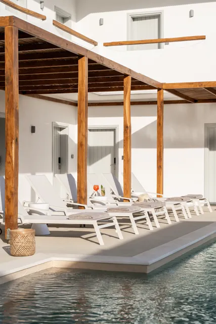 Aspronissos Skiathos