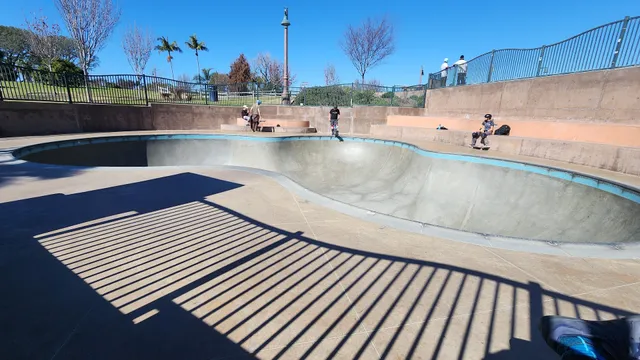 Encinitas Skate Park, (Poods)