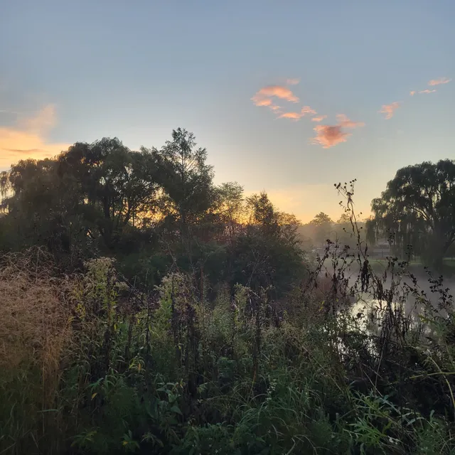 Lake Bluff Open Lands Association Parking Area
