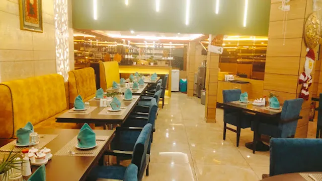 Golden Dragon Bar and Resturant