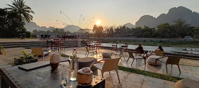 Khop Chai Deu Vang Vieng