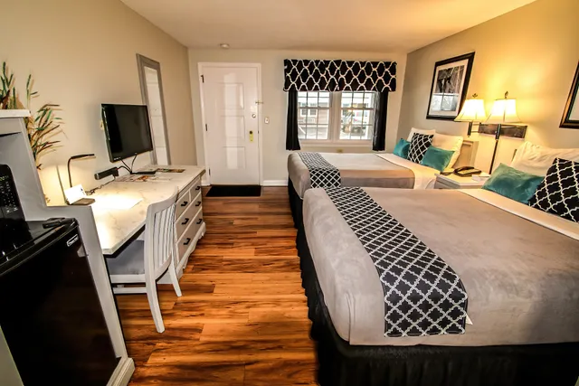 Colonial Inn Seekonk