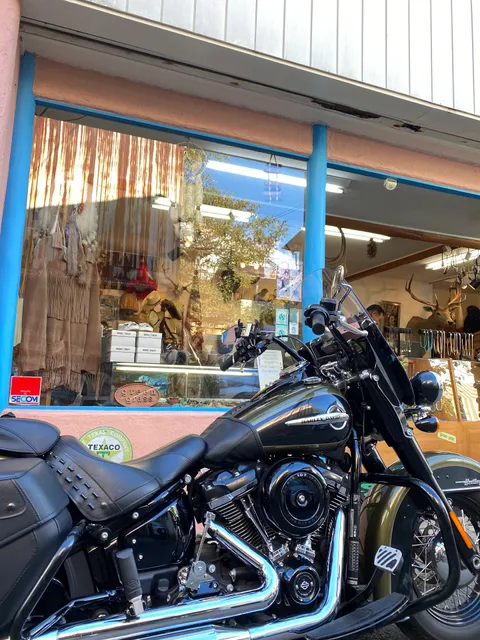 GREEN GRASS (3月下旬まで冬季休業中）