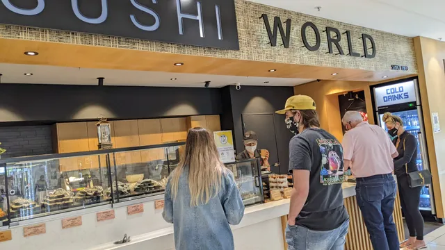 SUSHi WORLD