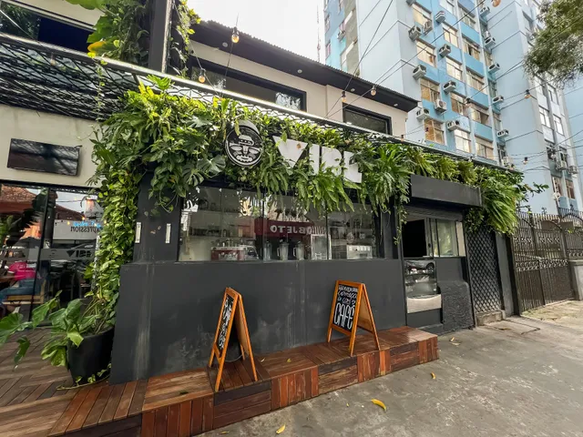 Ôvibe Party Hostel & Arts