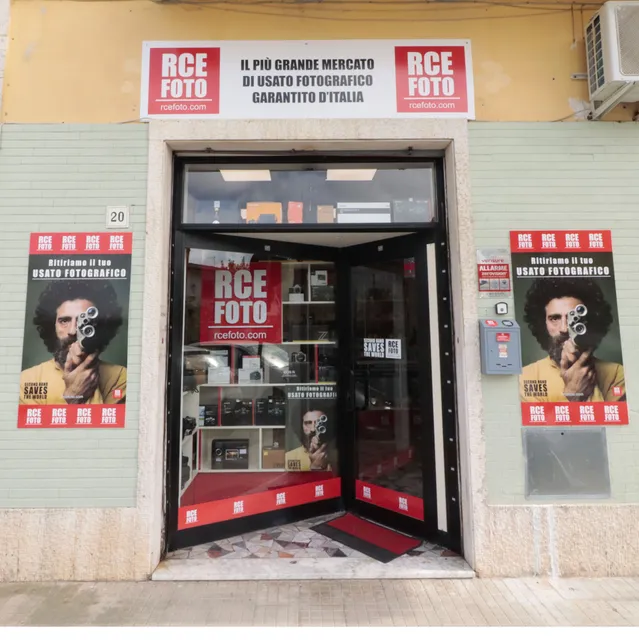 Rce Foto Livorno - Livorno fotografia srl - Pulizia sensori reflex mirrorless - Stampa e foto tessere