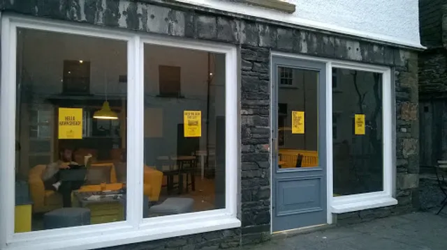 KITTchEN: P*ssy & Pints.