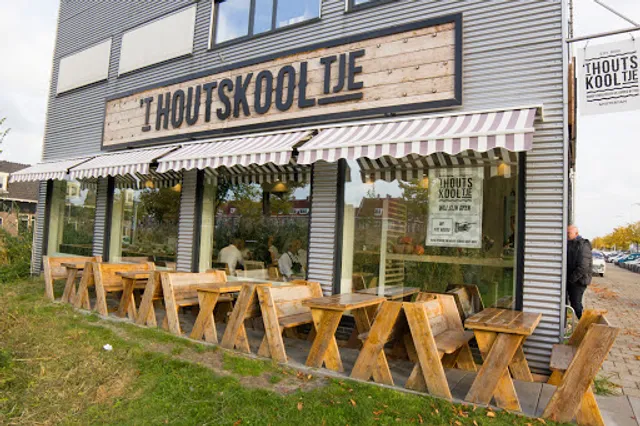 't Houtskooltje