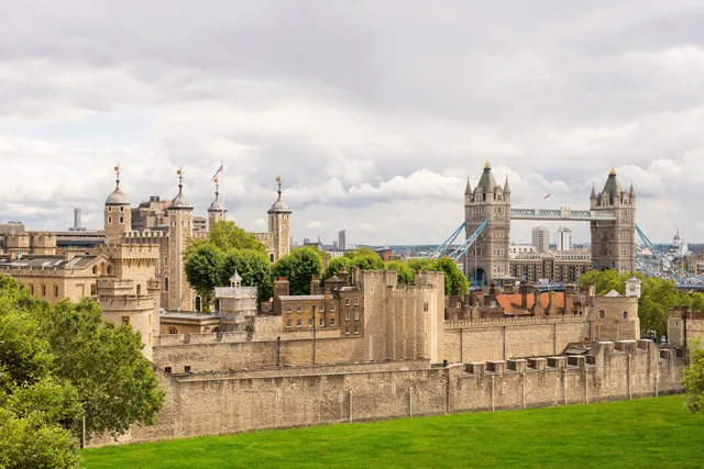 Tower Residences by Blue Orchid Tower Bridge