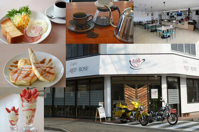 猫も居るカフェ レッドローズ