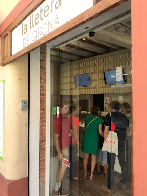 La Lletera de Gràcia Artisan Ice Creams