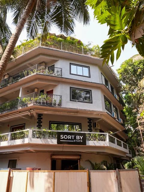 Sort By Stays, Siolim