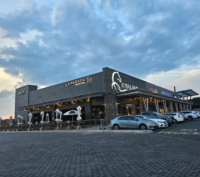 La Parada Kyalami Corner