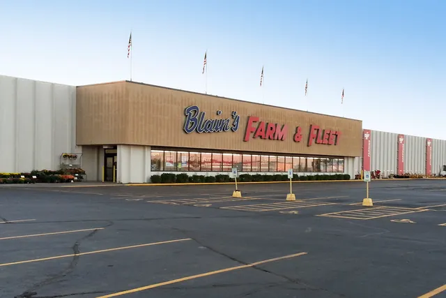 Blain's Farm & Fleet Tires and Auto Service Center - Chippewa Falls, WI