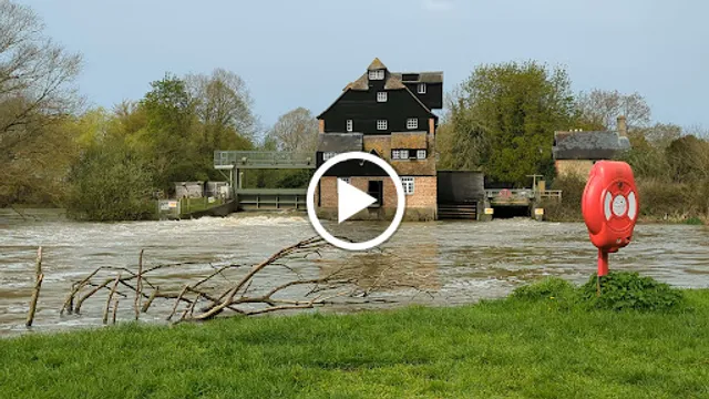 National Trust - Houghton Mill & Waterclose Meadows Tea Room