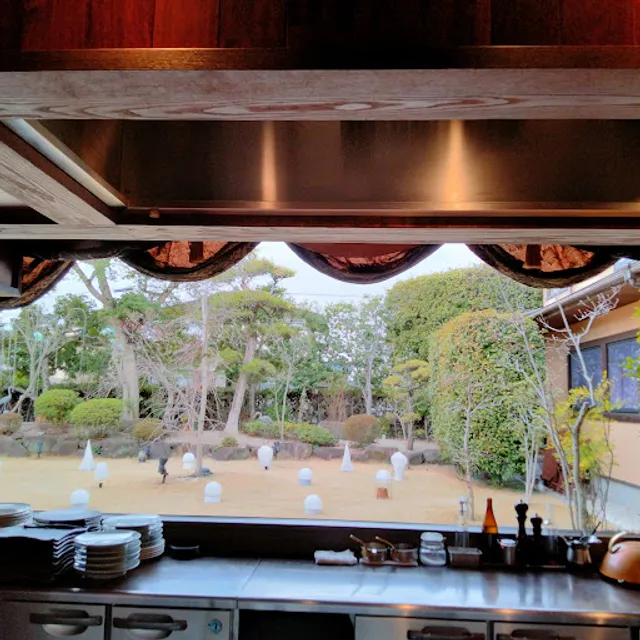 ステーキダイニング 伊勢ヶ丘庭