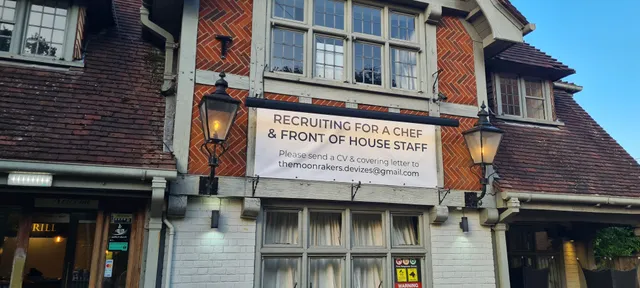 The Moonrakers - Devizes