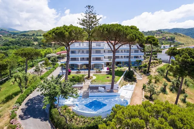 Club Residence La Castellana