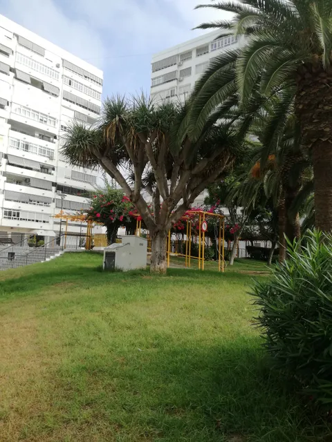 U.P.E. Universidad de los Pueblos de Europa