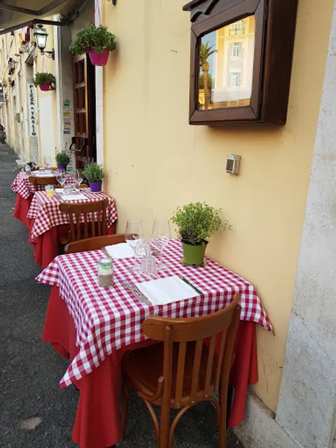 Hostaria Al Monumento