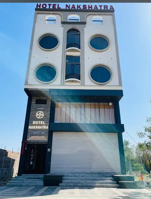 Hotel nakshatra || Best Room Booking, Luxury Hotel In Bhawani Mandi