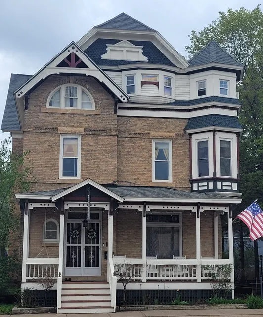 Nicolin Mansion Bed & Breakfast