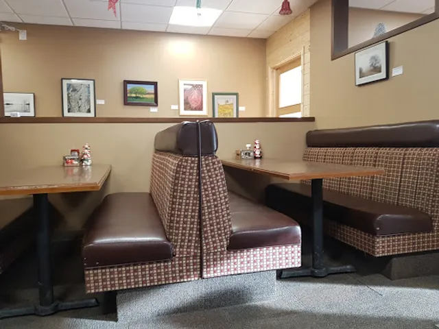 Sisters Cafe Western Pizza