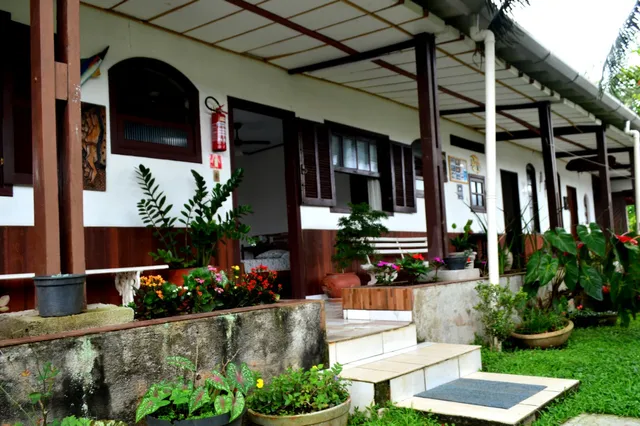 Cantinho da Geisa / Aluga-se suites