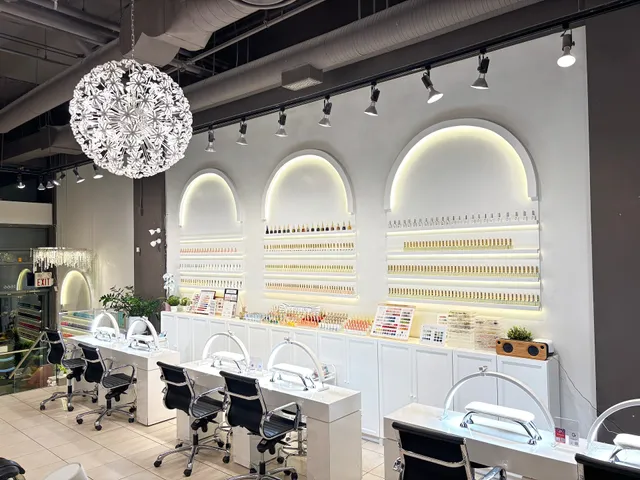 Robson Nails & Spa