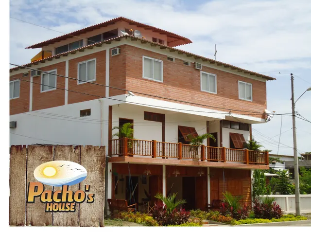 Hostal Pachos House