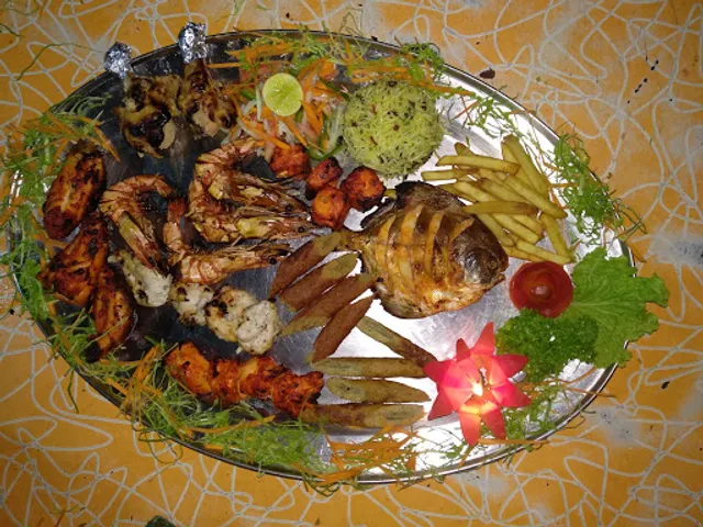 Cola cafe beach shack