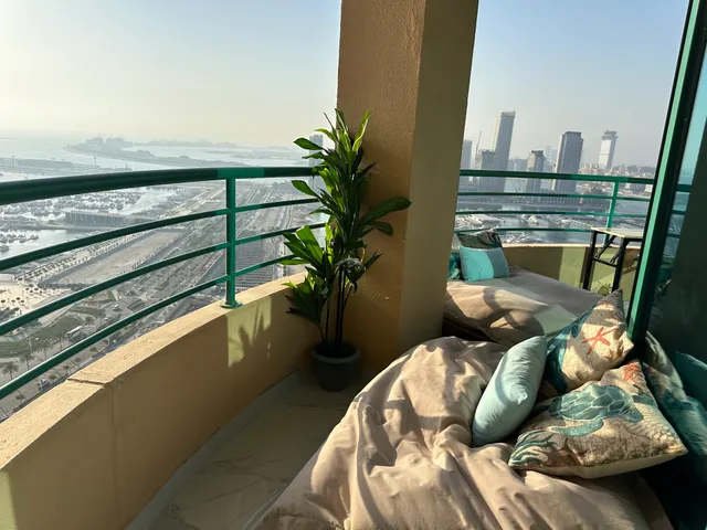 Perla Hostel - Dubai Marina