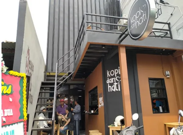 kopi dari hati kelapa dua