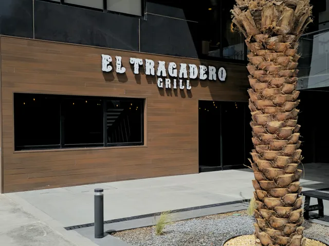 El Tragadero Grill