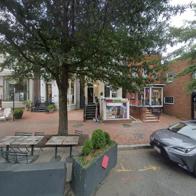 1641 Wisconsin Ave NW