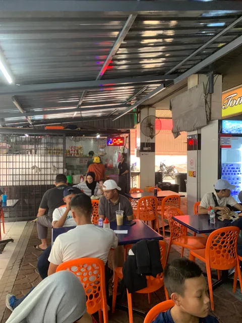 Mak Pah Tomyam - Ayam Lado Cili Ijau