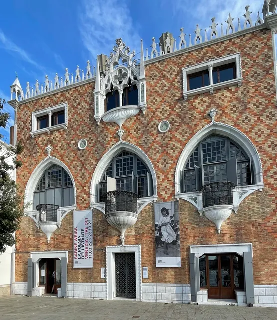 Casa dei Tre Oci, Venice