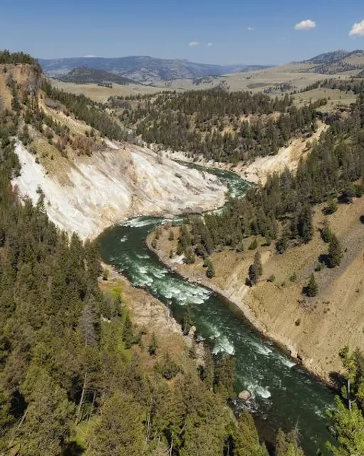 Yellowstone River Overlook