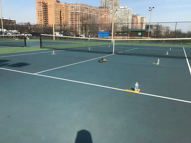 Lincoln Park Waveland Tennis Courts