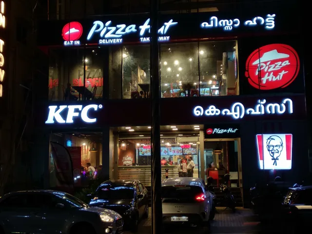 Pizza Hut | Stadium Road, Palakkad