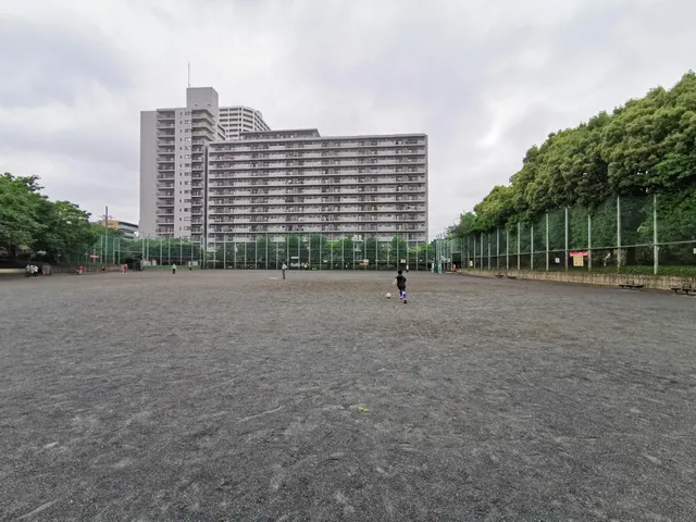 Nishiōi Hiroba Park