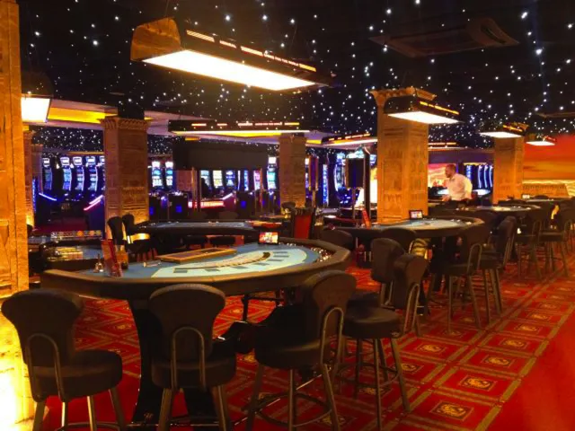 Casino ADMIRAL guard